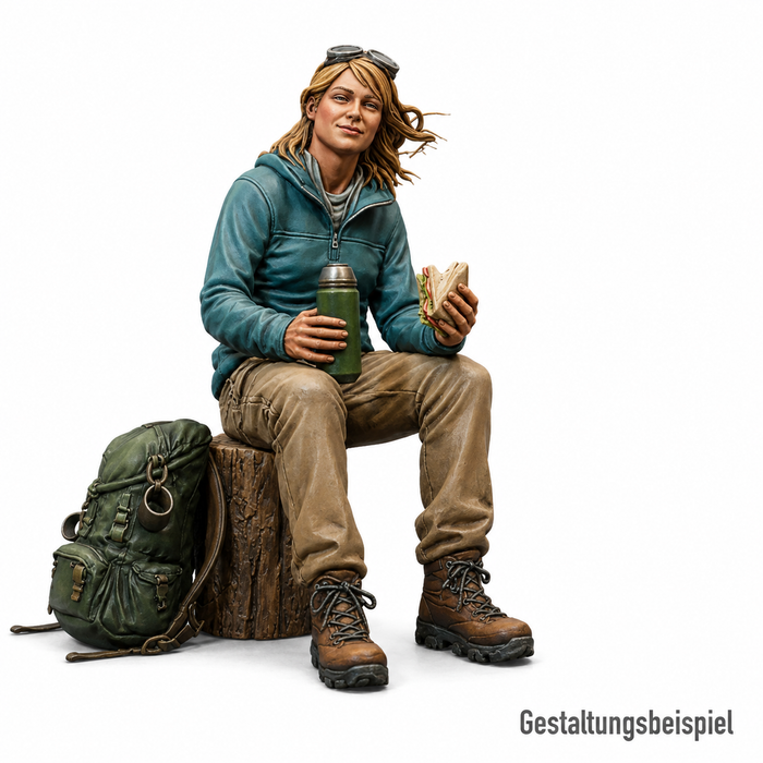 Wanderin sitzt auf Stamm - (DF-724)